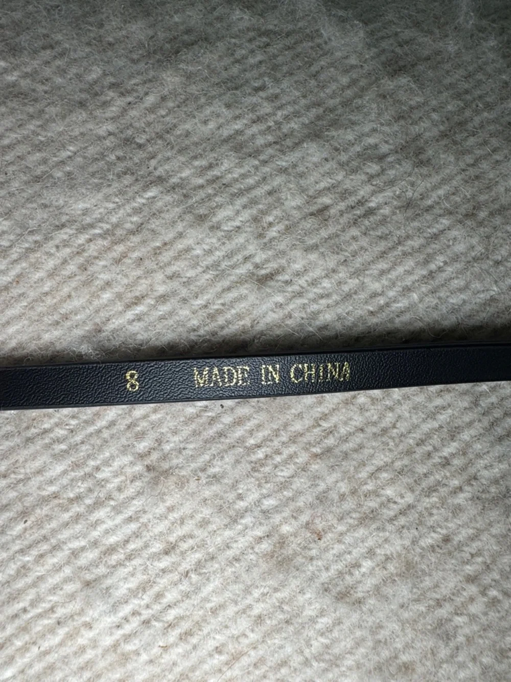 SUPER SKINNY Black Vegan Faux Leather Belt Gold Tone Buckle Size 8 $25 EUC KL